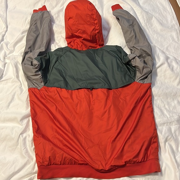 Nike Windbreaker Orange/Gray 727324-630 - Picture 7 of 7
